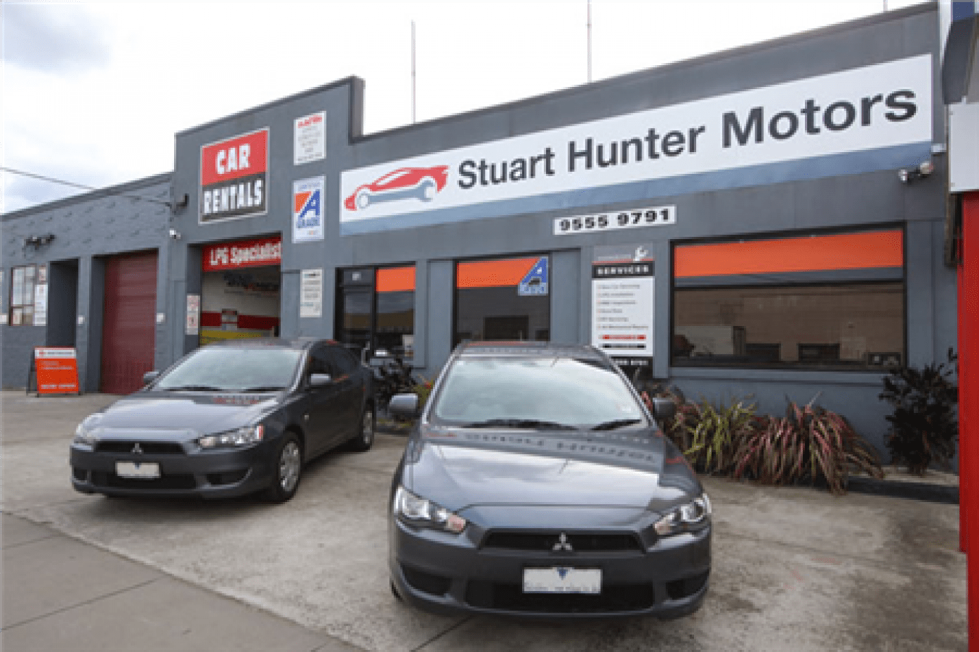Mechanic Bentleigh East - At Stuart Hunter Motors, we provide a comprehensive range of car repairs and servicing for all makes and models.